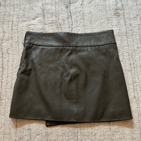 Intermix Leather Skirt - Picture 3 of 3
